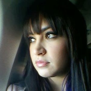 Meet your Posher, Mayra